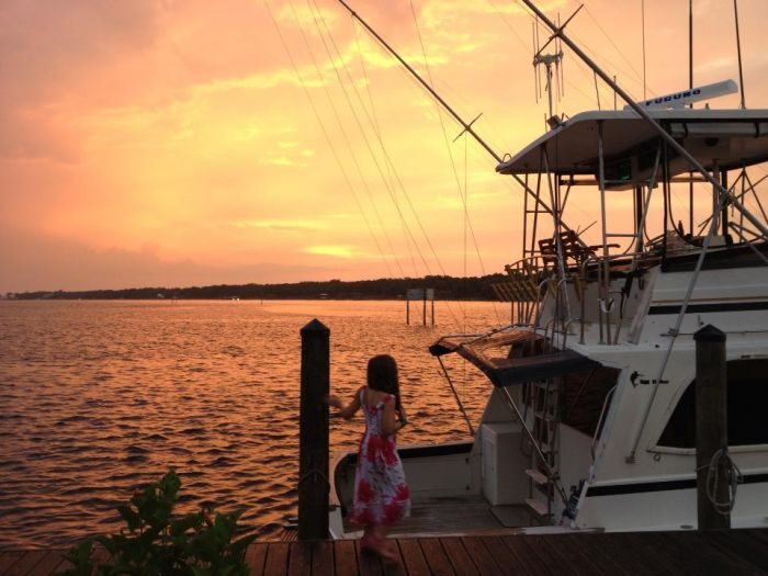 Sunset Grille at Holiday Harbor
