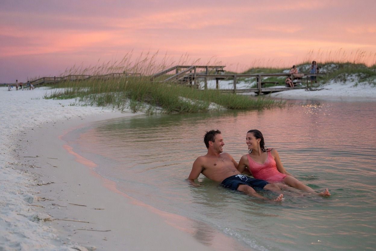 Sand in the Coffee, Vol. 105: the charter fleet comes in around two, and you can just watch — daily from The Drift, Perdido Key OG