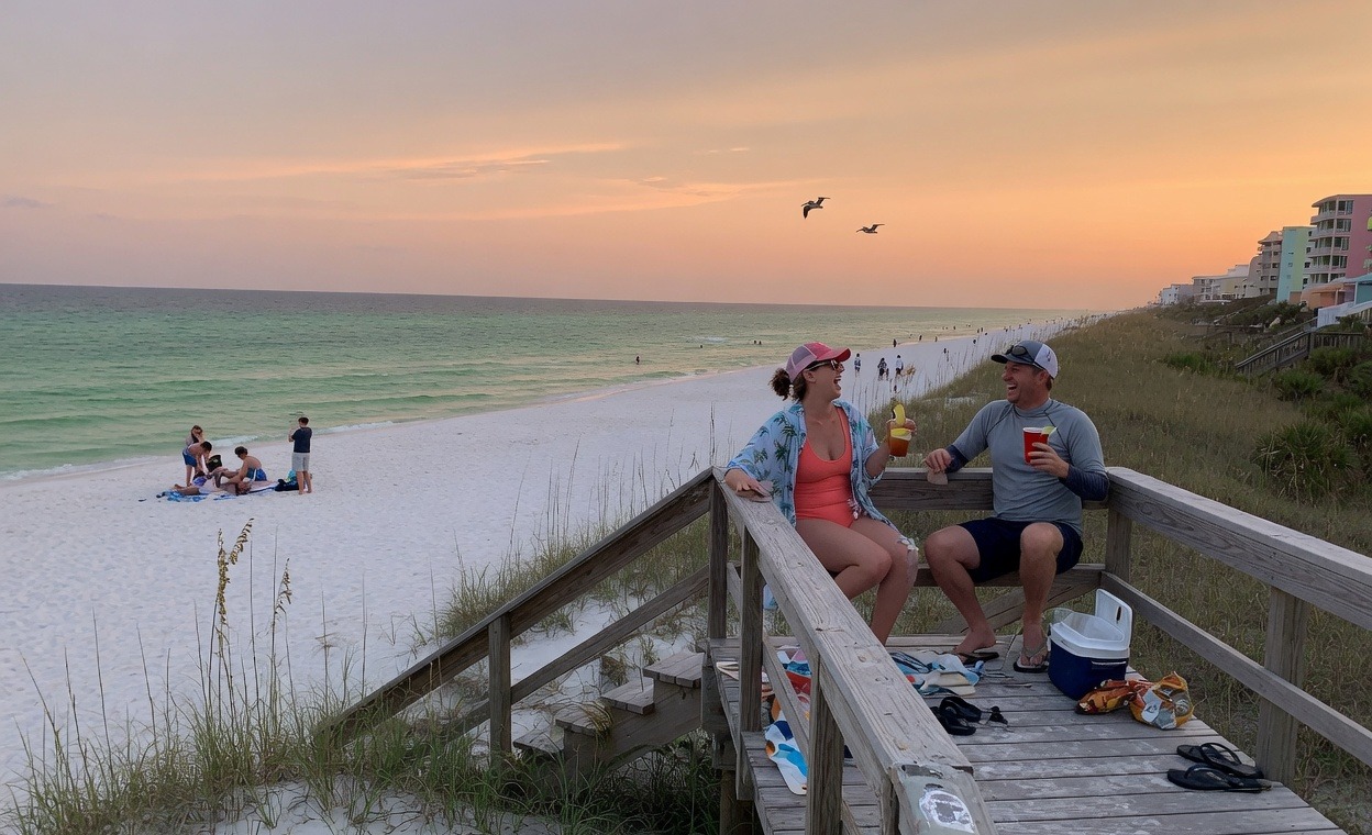 Sand in the Coffee, Vol. 110: the dolphins, and the fifty-yard rule — daily from The Drift, Perdido Key OG